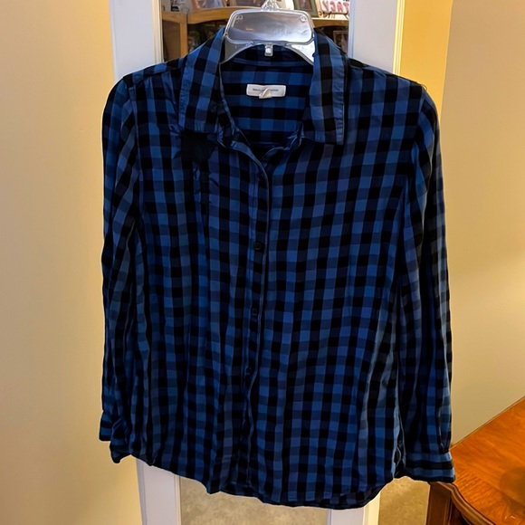 beachlunchlounge Tops - Black and blue checkered button up